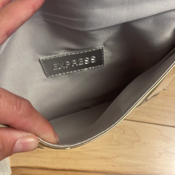 EXPRESS large wristlet or clutch - Picture 3 of 5